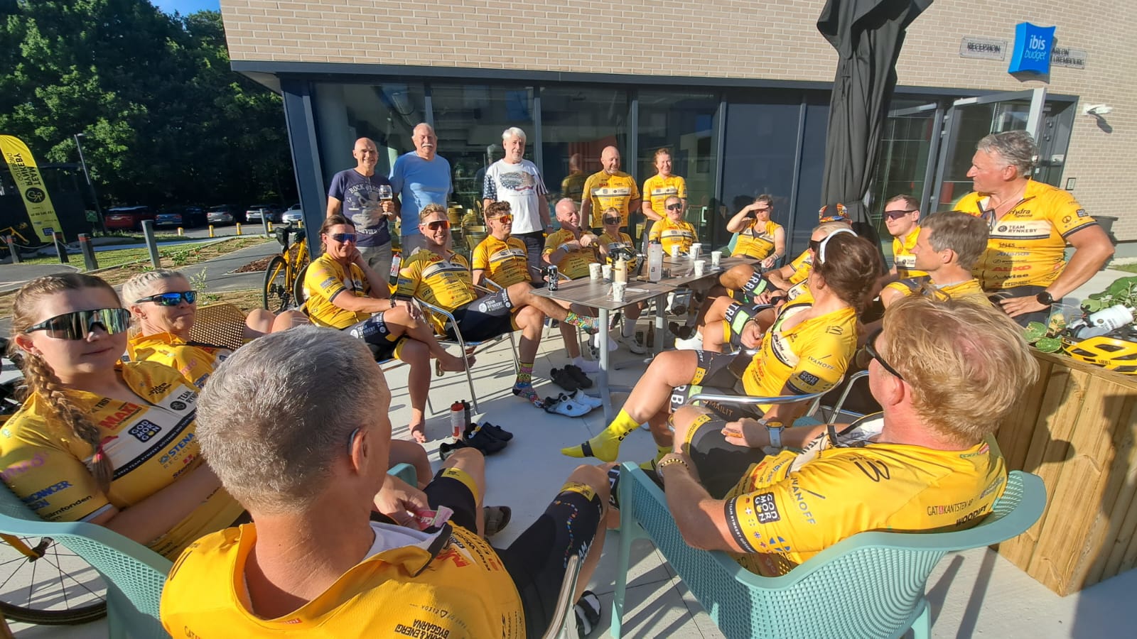 Group photo with cyclists